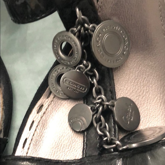 Coach  beautiful and rare sandals - Picture 2 of 6